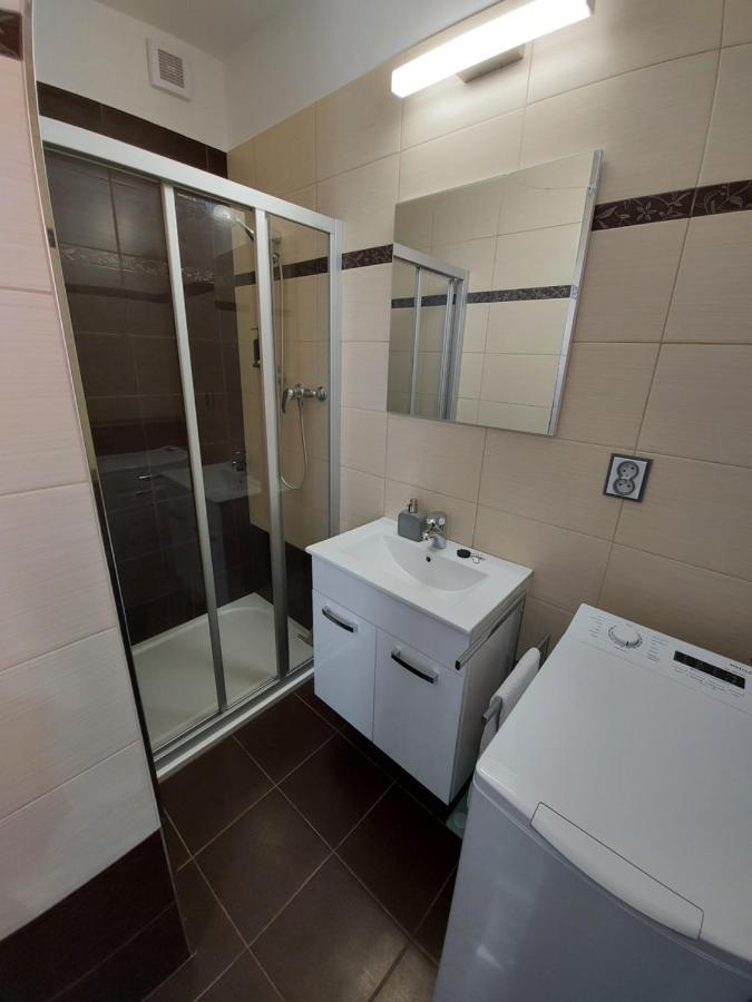 Apartman Eva - Plne Vybaveny Byt - Týn nad Vltavou المظهر الخارجي الصورة